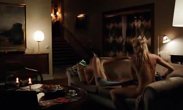 زیبایی عکس سکسی ممه Bruti با کمی دلسوز بازی می شود