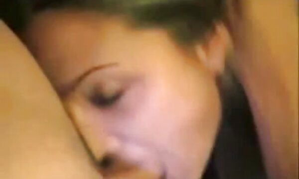 خانم عکس متحرک سکسی سینه جوان و پیر