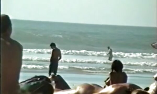 دستی در فضای باز عکس سینه دختران سکسی