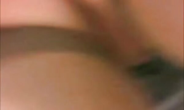 پدر عکس سکسی کس و سینه یک دختر دارد