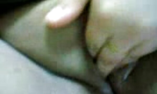 جوجه ها توسط مهمان لعنتی عکس سکسی ممه خوری می شوند