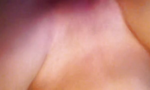 تند و تیز کردن dildo عکس سکسی سینه زن