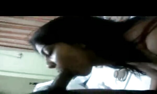 صاحب یک کلوپ شبانه زن عکسهای سکسی سینه بزرگ شلوغی را فریب می دهد