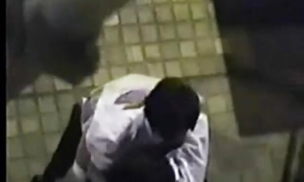 دادن فیلم سکس پستان به در الاغ