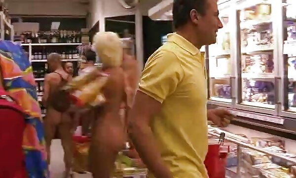 Mamzel بالغ و دوست عکس ممه سکسی پسر او