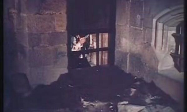 خدمتکار سوزی توسط کارفرما مجبور عکس سکسی متحرک سینه به اجبار شد