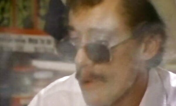 مرد عکسهای سکسی پستان با دو خرد