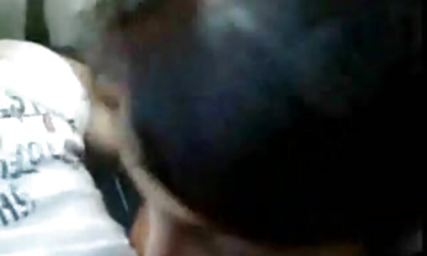 معلم تصاویر سکسی سینه تیم مشکل بونر خود را حل کرد