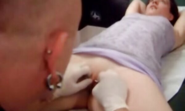 رابطه بین دو آنگلیکا خمیده باریک و سیندی تصاویر سینه سکسی تا به امروز توسعه می یابد