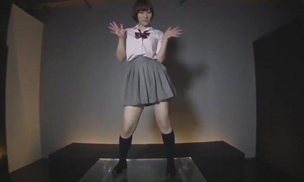 والنتینا تصاویر سینه سکسی و ادوارد