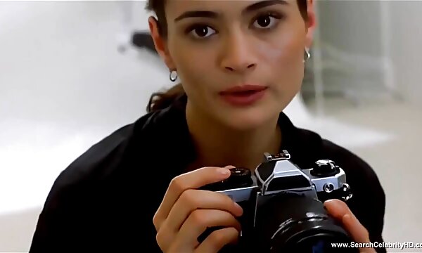 لعنتی در علفزار نزدیک رودخانه عکسهای سکسی سینه