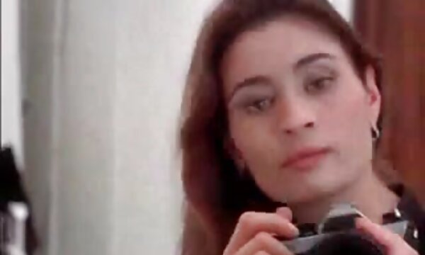 پورنو با عکس ممه شهوانی زیبایی قرمز