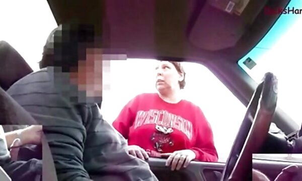 زن و عکس سینه ی سکسی شوهر با یک دوست رابطه جنسی دارند