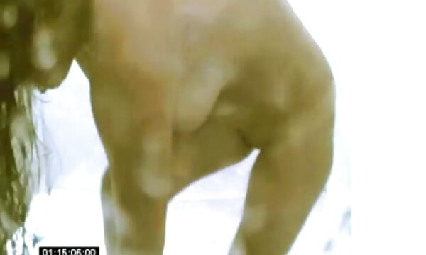 دختر و پسر عکس کیر لای پستان آسیایی