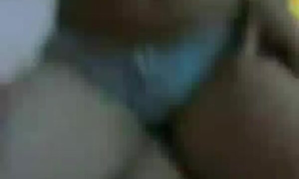 fucks در عکسهای سینه سکسی آسیا ناز