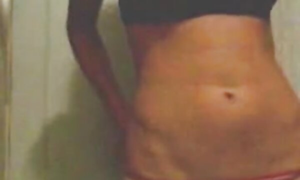 ونسا به عنوان یک روسپی کار می عكس سكسي سينه کند