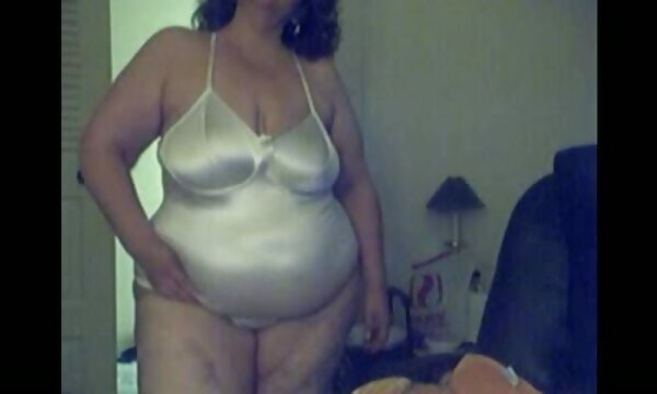 گربه مودار لعنتی عکسهای سکسی از سینه