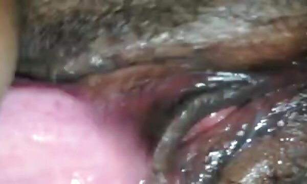 Transica عکس سکسی ممه خوری و رابطه جنسی پسربچه اش