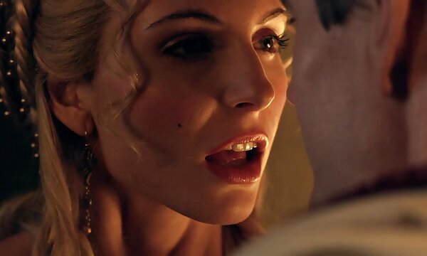 سبزه تعظیم عکس سکسی نوک سینه می کند