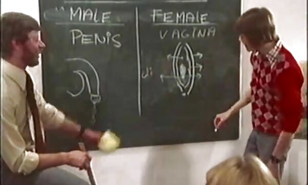 مامان پسر doggystyle فحش و سکس ممه متحرک لعنتی