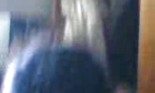 perepihnulis سه عکس سکسی مکیدن سینه گانه