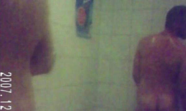 دام خطر Abella تصاویر سکسی ممه برای دو نفر کشیده شد