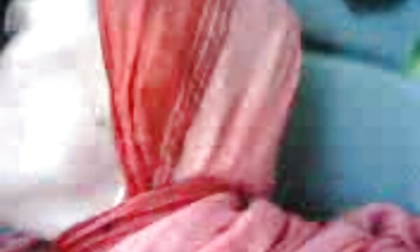 پاشا چنیا را از پرهیز از عکس خوردن سینه سکسی رابطه جنسی نجات می دهد