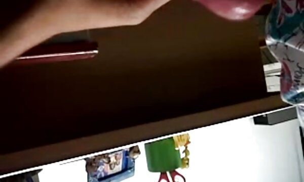 بلوند در جوراب کوسپستان های صورتی