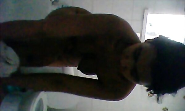 محارم یک پدر دیوانه عکس سینه سکسی با دخترش