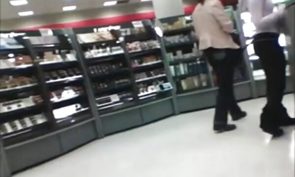 دوست دخترها خواسته ها را برآورده عکسهای سکسی پستان می کنند