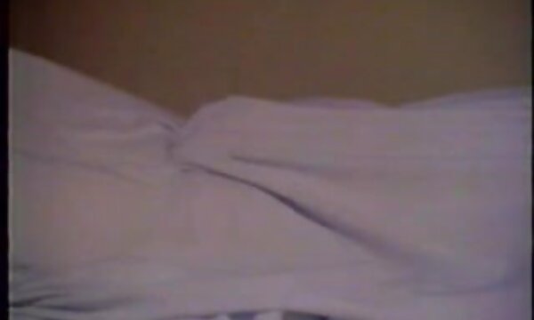 رابطه جنسی روی تخت عکس پستان زنان سکسی خواب کنید