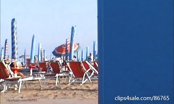 Fucker دوستی را برای لعنتی موهای قهوه ای عکس سکسی از پستان آورد