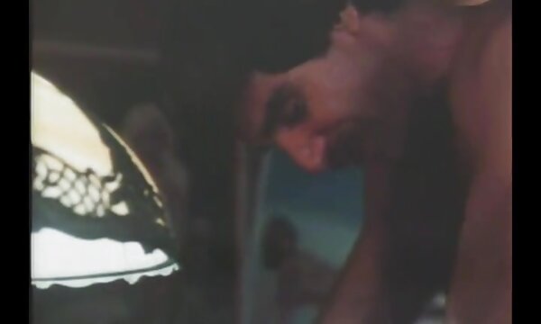 او توسط عوضی آشپز لعنتی می شود عکس سکسی فقط سینه