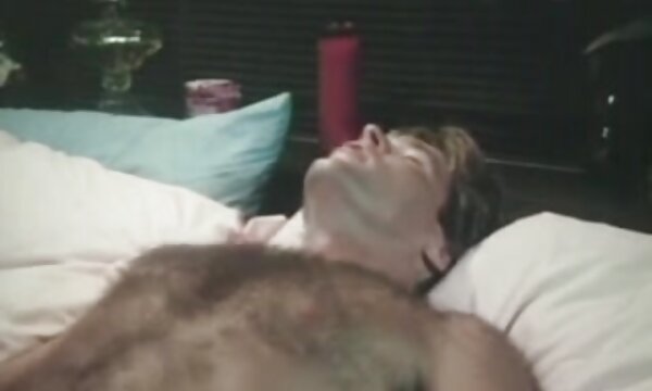 مقاربت شگفت انگیز با یک بلوند وحشتناک عکس سکسی ممه