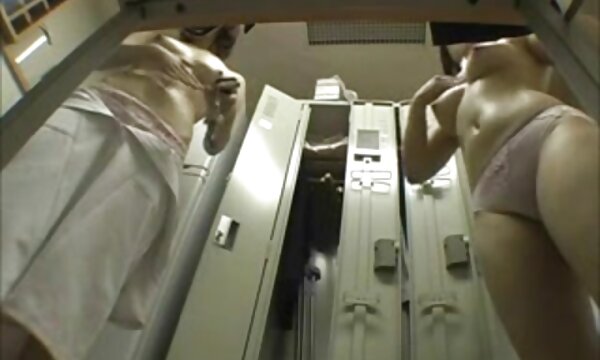 بیدمشک عکس سکسی پستان زن فعال