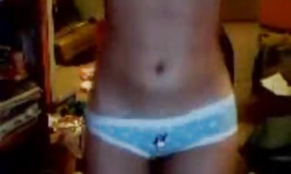 به زمین بازی تابستانی تابستانی آویزان شوید عکس پستان های سکسی