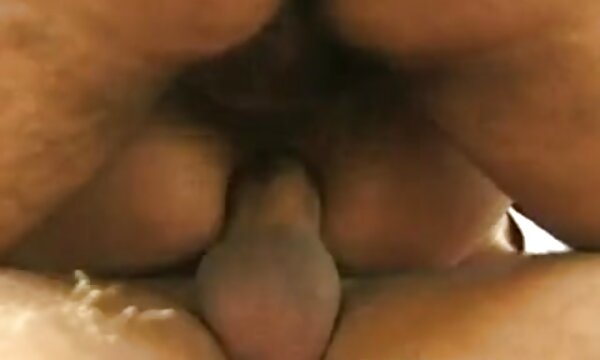 بوچ و عکس سینه خوردن سکسی دو نیلوفر آبی