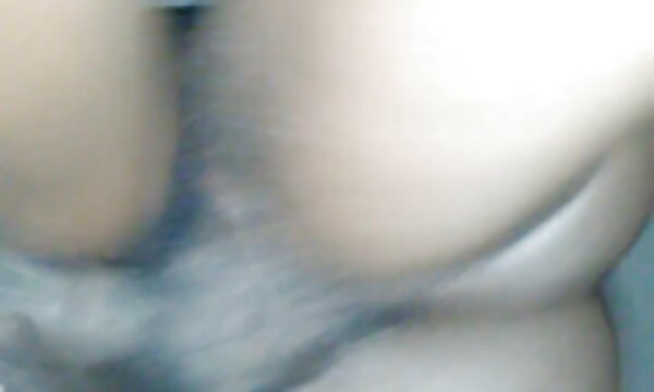 منحرف قدیمی در هم اتاقی لعنتی عکس های سکسی از سینه