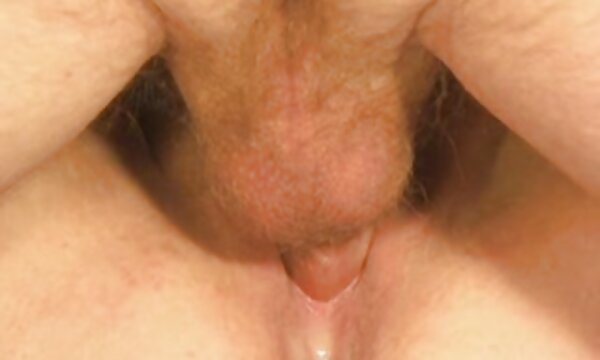 عوضی با سینه لاغر یک دخترایسکس زن ویاگرا نوشید و به همسایه آمد