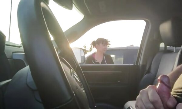 شلوار گشاد گاهی اوقات به مشکل تبدیل می شود عکس های سینه سکسی