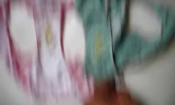 ساق های زیبا با موهای قهوه ای پاهای بلند دخترایسکس