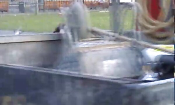 وفادار عکس سکسی فقط سینه تبدیل به یک فریبکار شده است