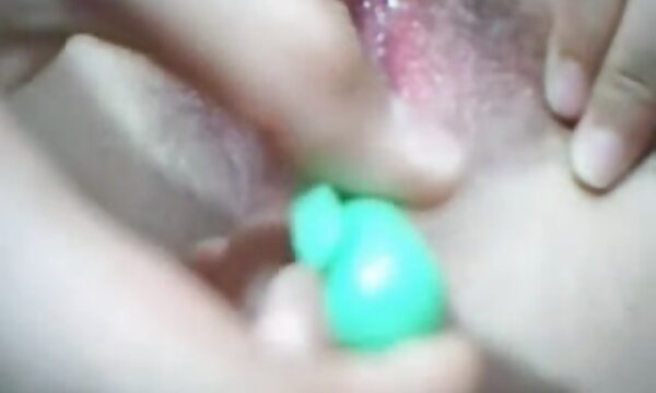 یک فیلم سکس پستان ترقه مخصوص با گل یاس