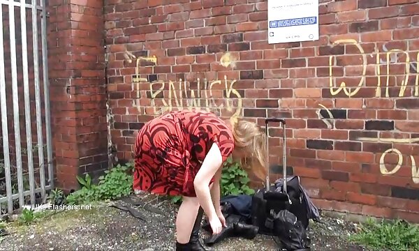 لعنتی شلخته روی عکس سکسی نوک پستان زمین